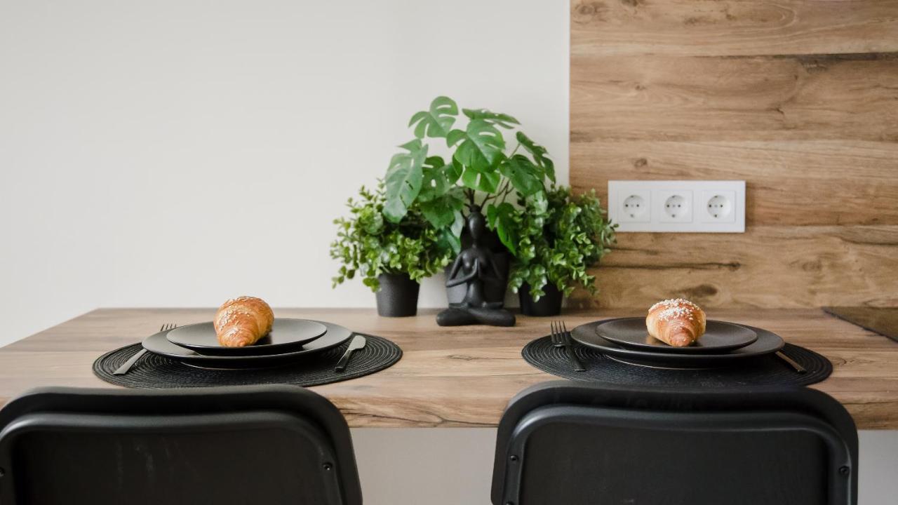 Stylish Apartment In Zverynas ヴィリニュス エクステリア 写真
