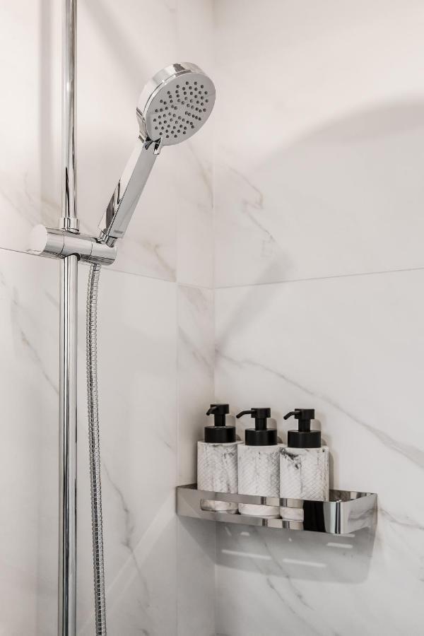 Stylish Apartment In Zverynas ヴィリニュス エクステリア 写真